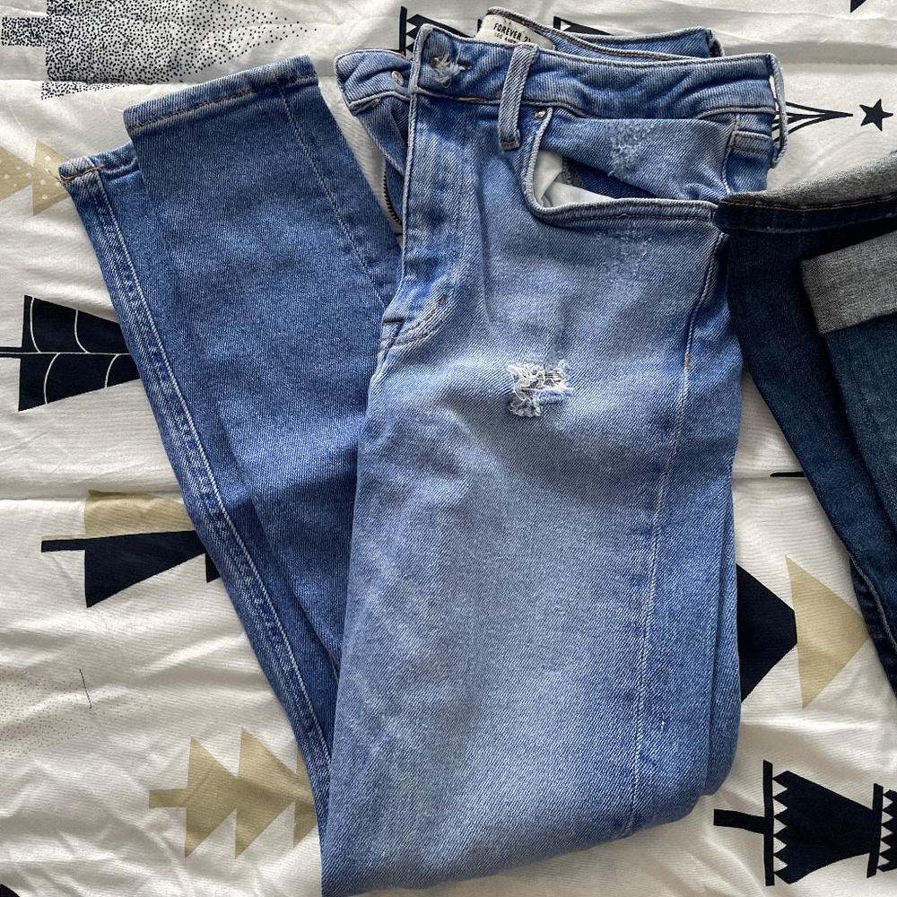 Jeans